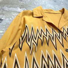 画像3: YELLOW CHEVRON PATTERN OPEN COLLAR L/S SHIRT / Mens L (3)