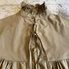 画像5: 3RIBBON DESIGN VOLUME SLEEVE FLARE BLOUSE / Ladies L (5)