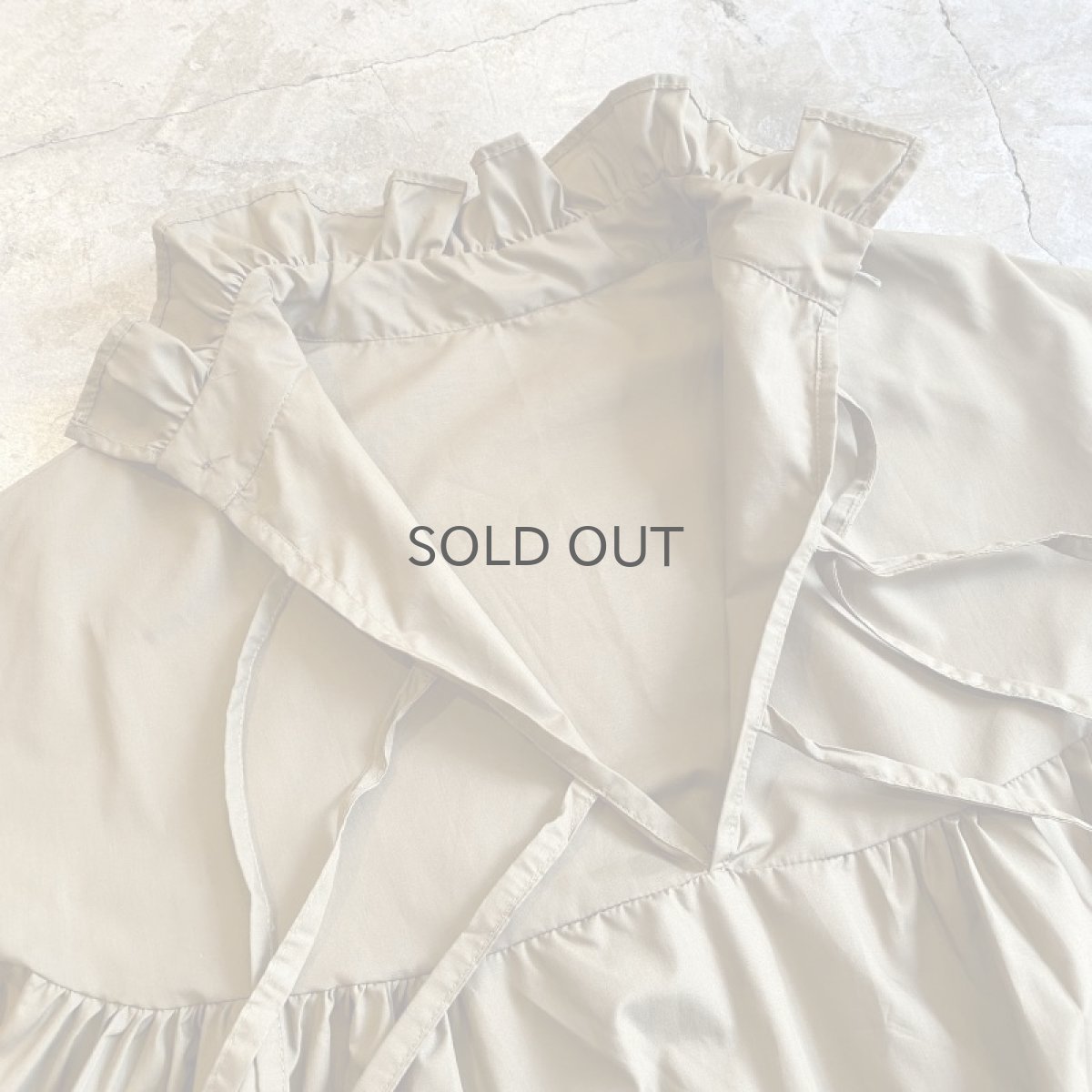 画像8: 3RIBBON DESIGN VOLUME SLEEVE FLARE BLOUSE / Ladies L (8)