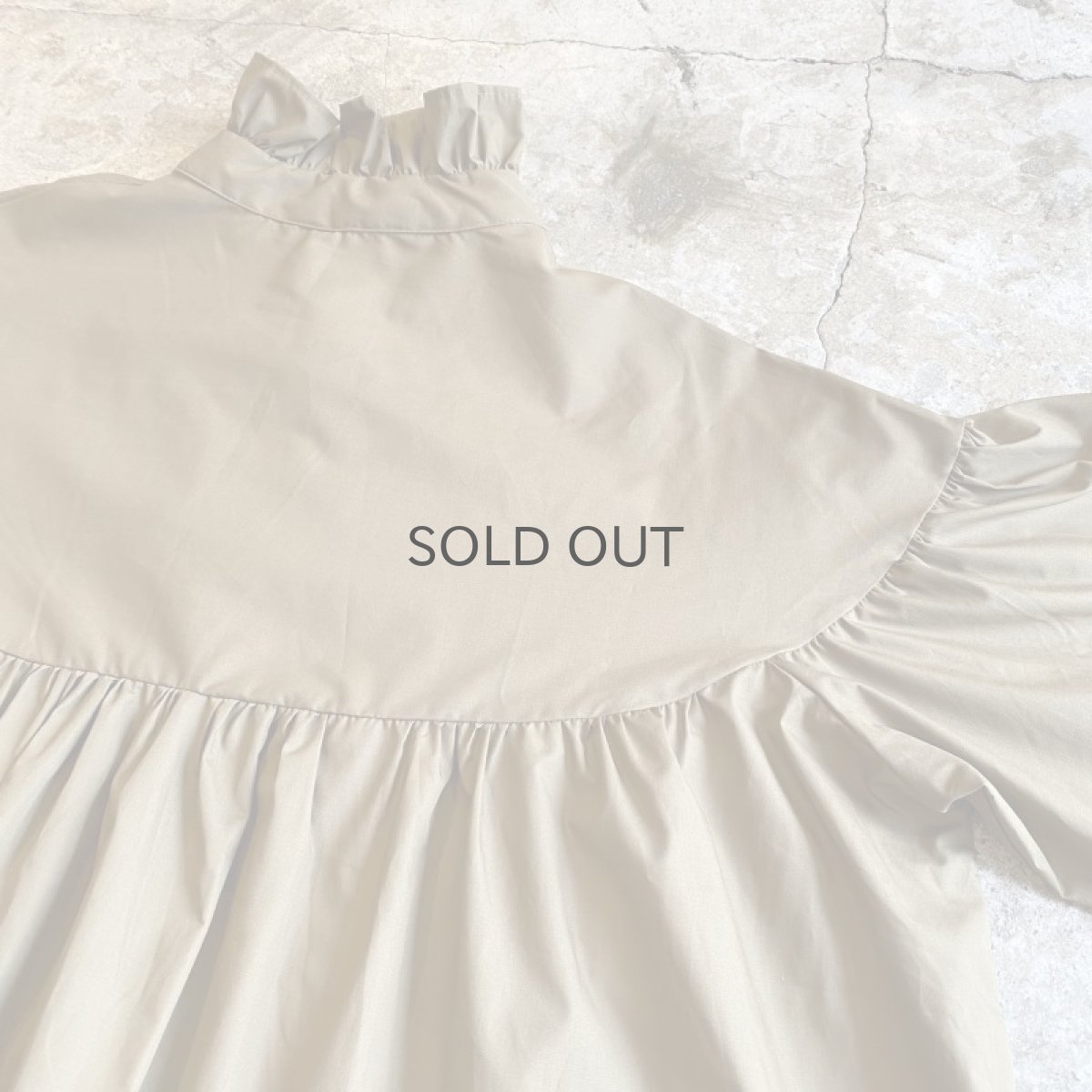 画像9: 3RIBBON DESIGN VOLUME SLEEVE FLARE BLOUSE / Ladies L (9)