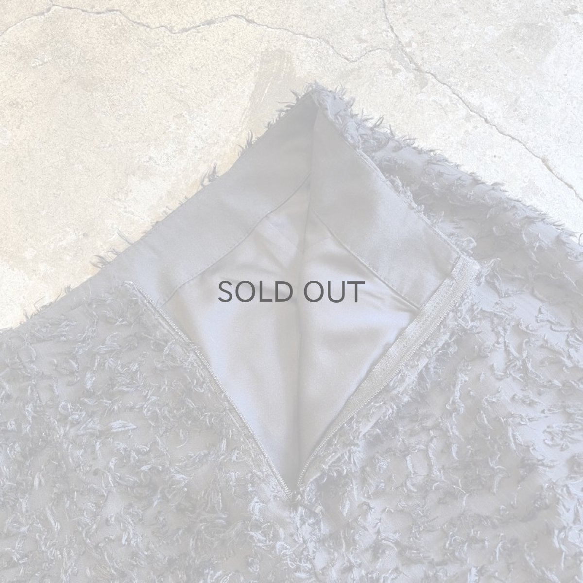 画像9: BLACK COLOR SHORT FRINGE DESIGN SHEER LONG SKIRT / W26 (9)