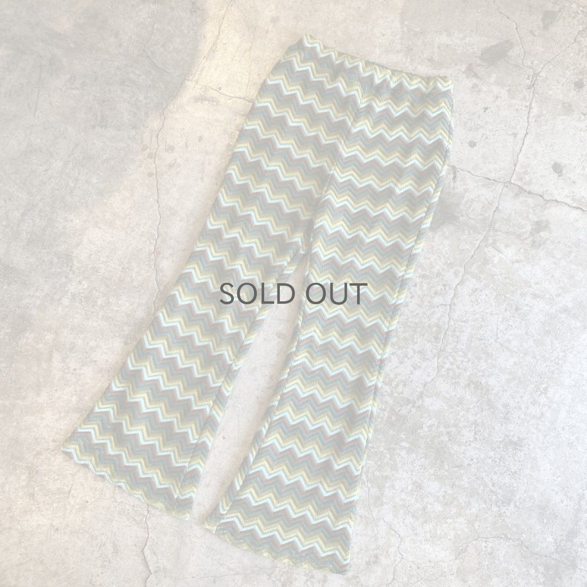 画像4: WAVE PATTERN COLOR DESIGN CROCHET KNIT FLARE PANTS / W25~W32 (4)