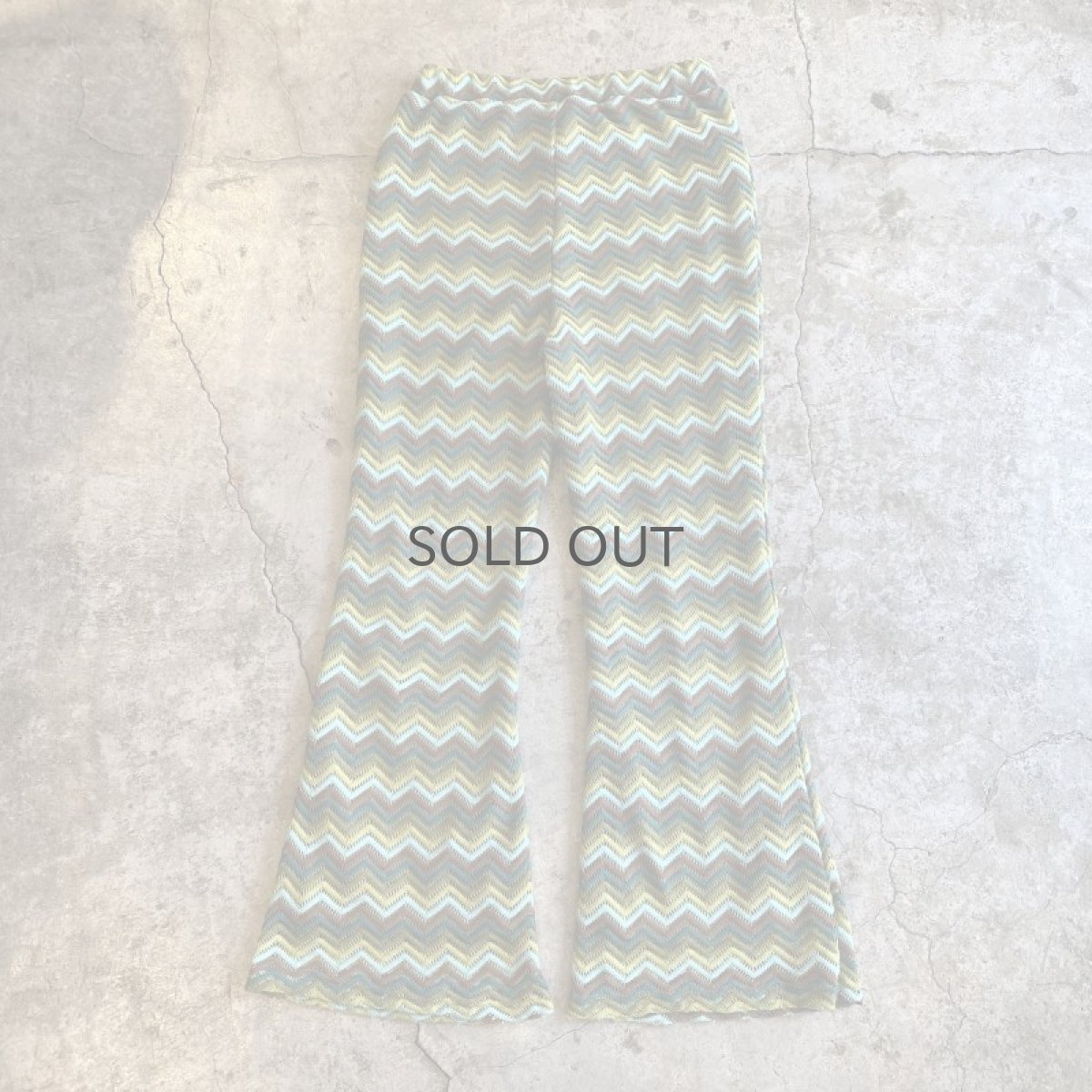 画像2: WAVE PATTERN COLOR DESIGN CROCHET KNIT FLARE PANTS / W25~W32 (2)