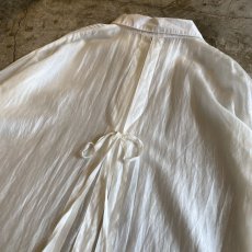 画像5: BACK SLIT DESIGN WHITE COLOR DESIGN SHEER SHIRT / Ladies M(L) (5)