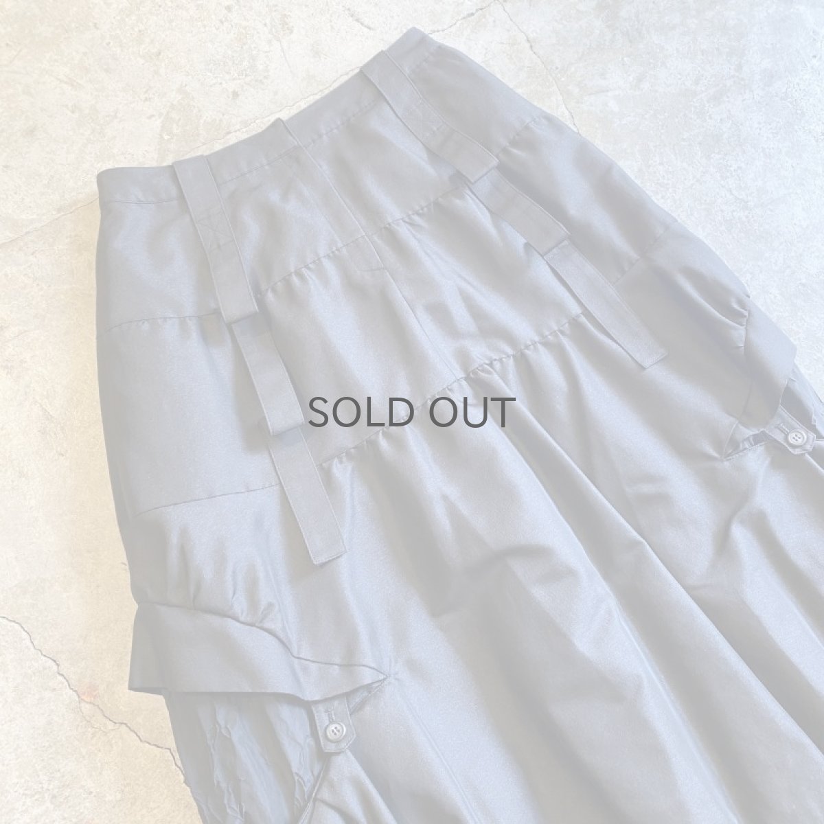 画像3: BALLOON DESIGN TIERED VOLUME SKIRT / W26 (3)