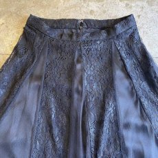 画像7: BLACK COLOR POINT LACE DESIGN TULLE SHEER FLARE LONG SKIRT / W28 (7)