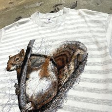 画像4: 80's SQUIRREL PRINTED BORDER PATTERN S/S TEE / Mens XL / MADE IN USA (4)