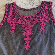 画像7: COLOR EMBROIDERY DESIGN PATTERN TULLE N/S TOPS / Ladies M (7)