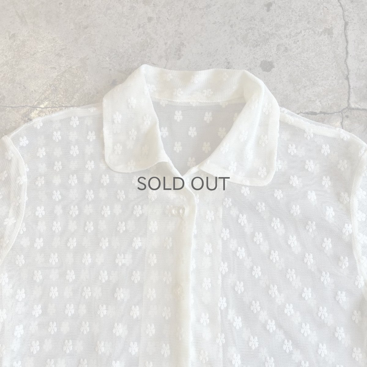 画像8: ALL OVER FLOWER EMBROIDERY PATTERN DESIGN TULLE SHEER S/S SHIRT / Ladies M (8)