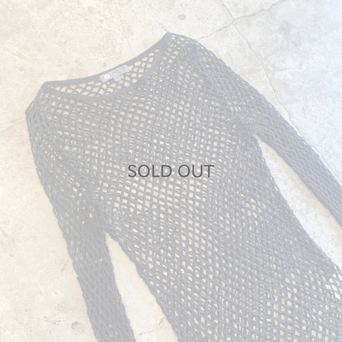 画像3: BLACK COLOR FLARE DESIGN SLEEVE MESH TOPS / Ladies M (3)