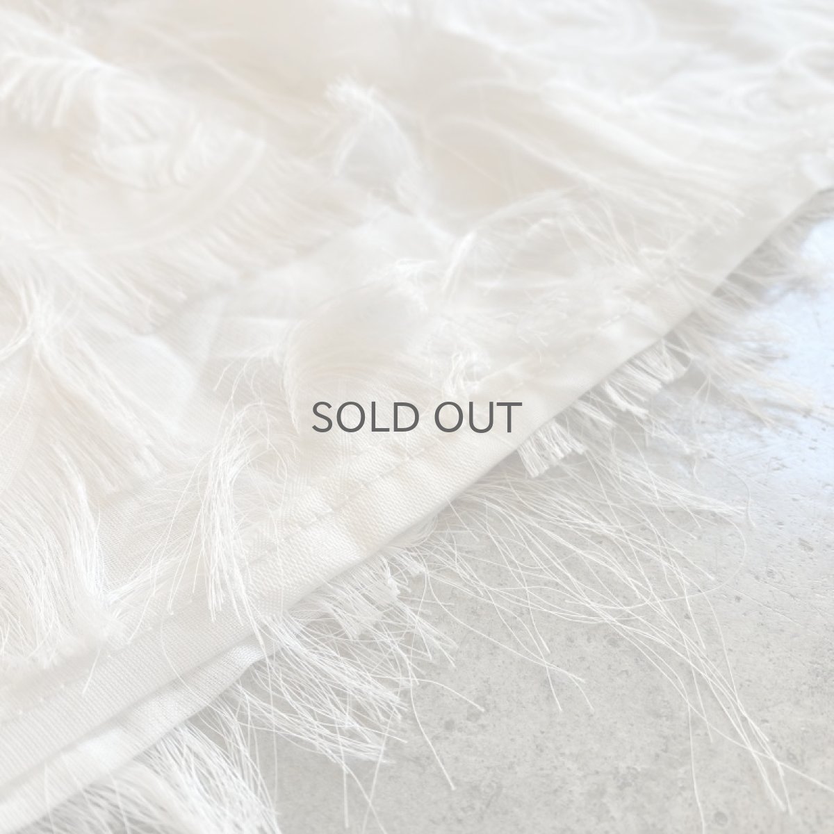 画像11: WHITE COLOR FEATHER FRINGE DESIGN SHEER SKIRT / W24~W29 (11)