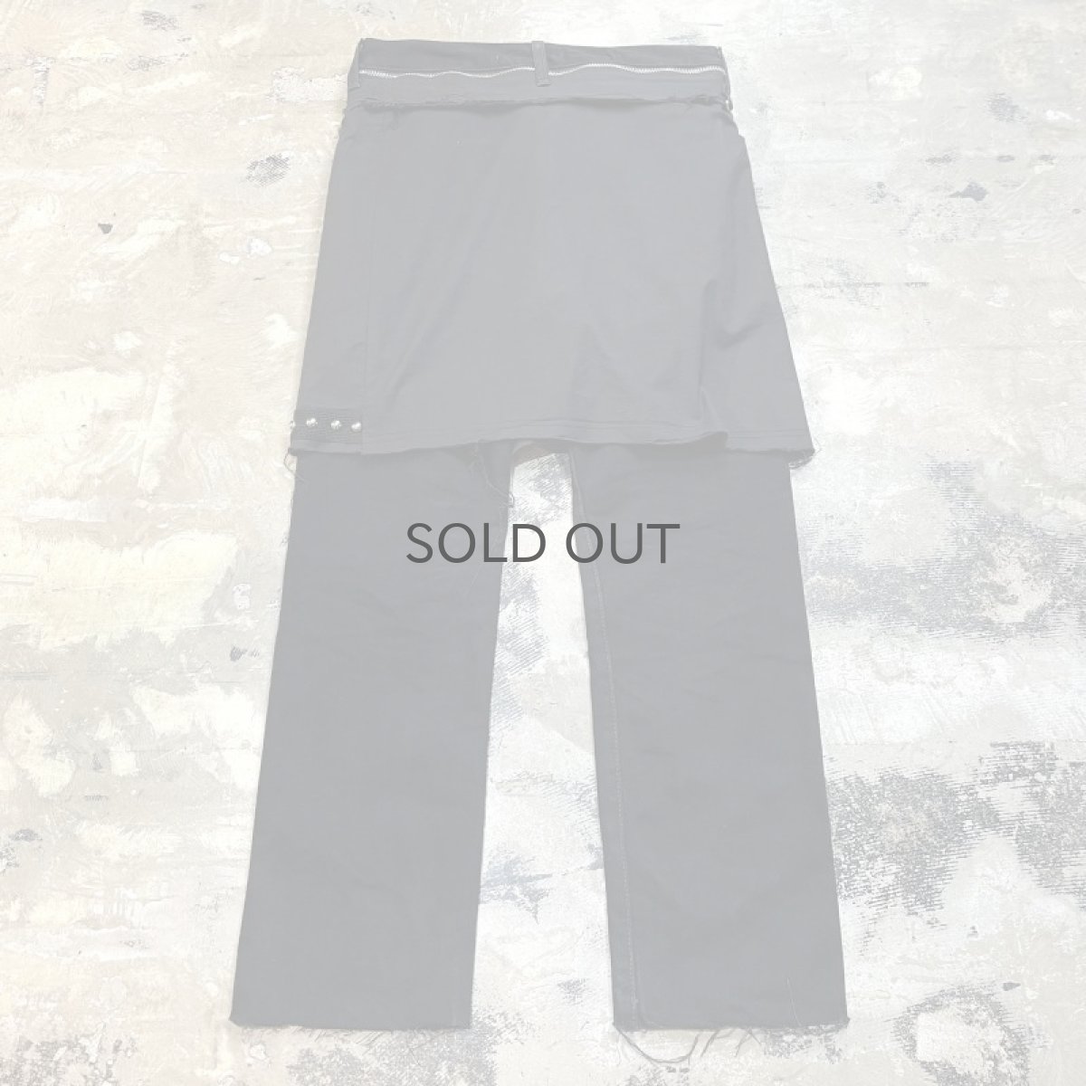 画像2: 【Wiz&Witch】"DIRTY BEAUTIFUL" STUDS WRAP SKIRT DENIM PANTS / W31 (2)