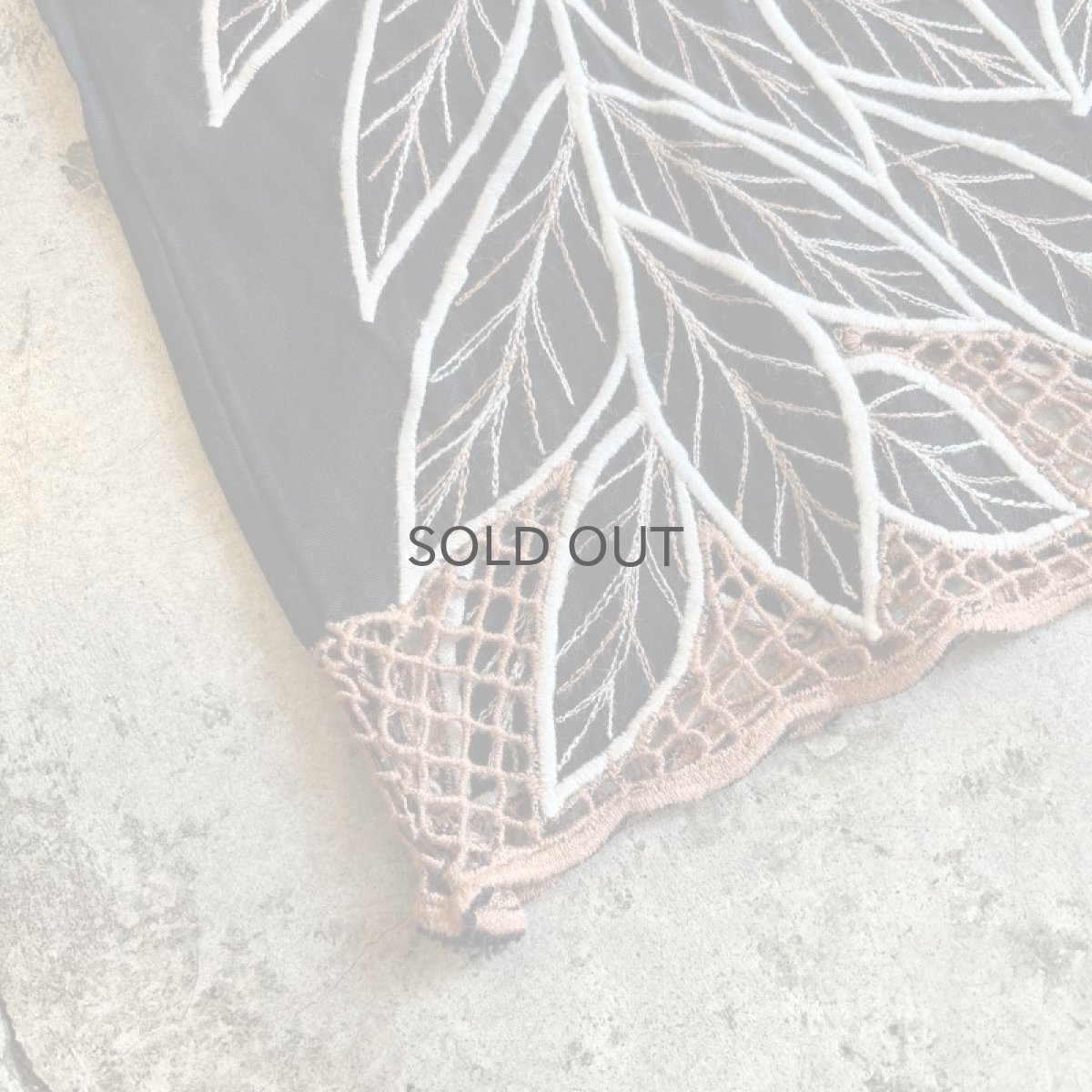 画像3: ALL OVER FLOWER EMBROIDERY DESIGN S/S TOPS / Ladies L (3)