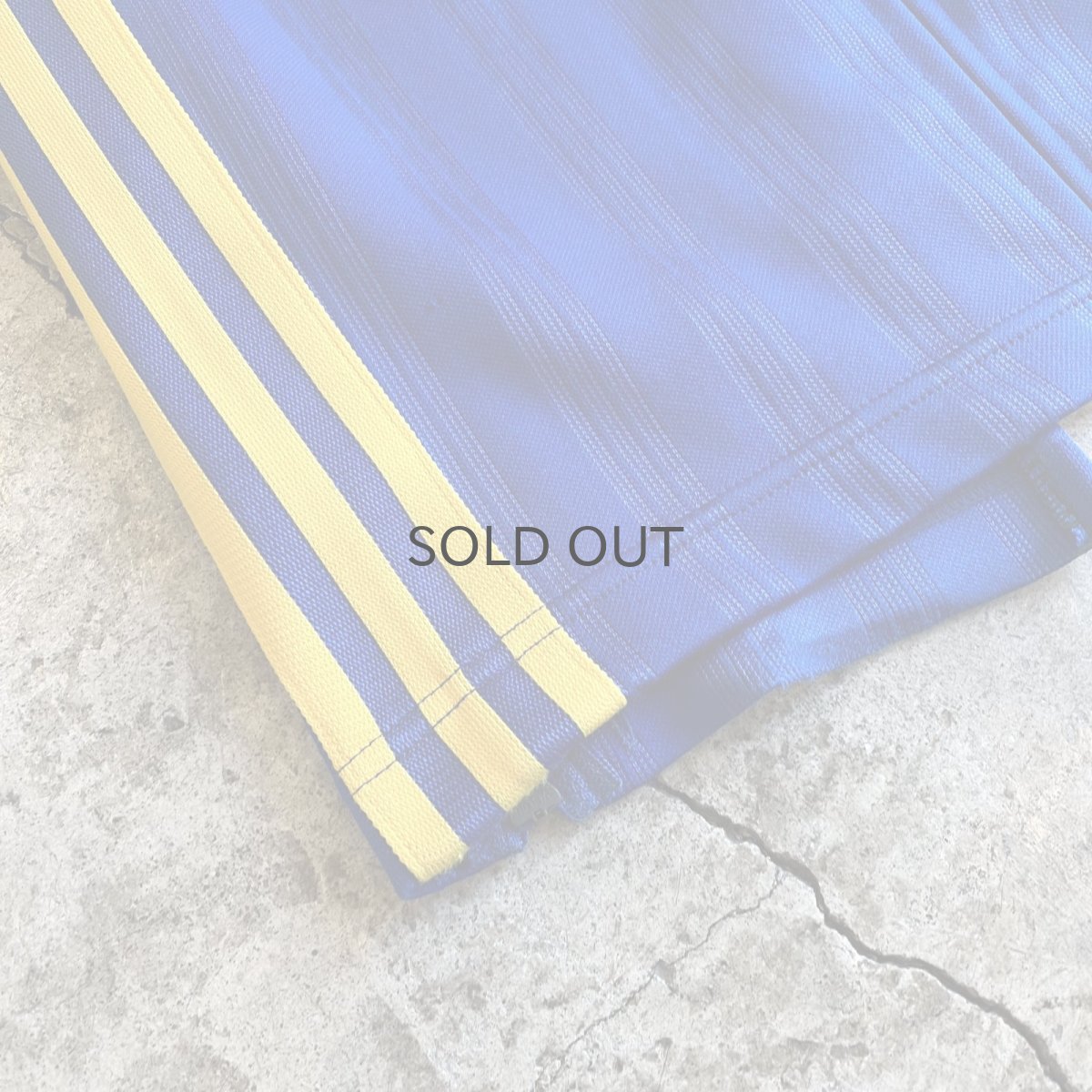 画像4: 【Wiz&Witch】"UNITED" SPORTY BACK SLIT LONG SKIRT / OS (4)