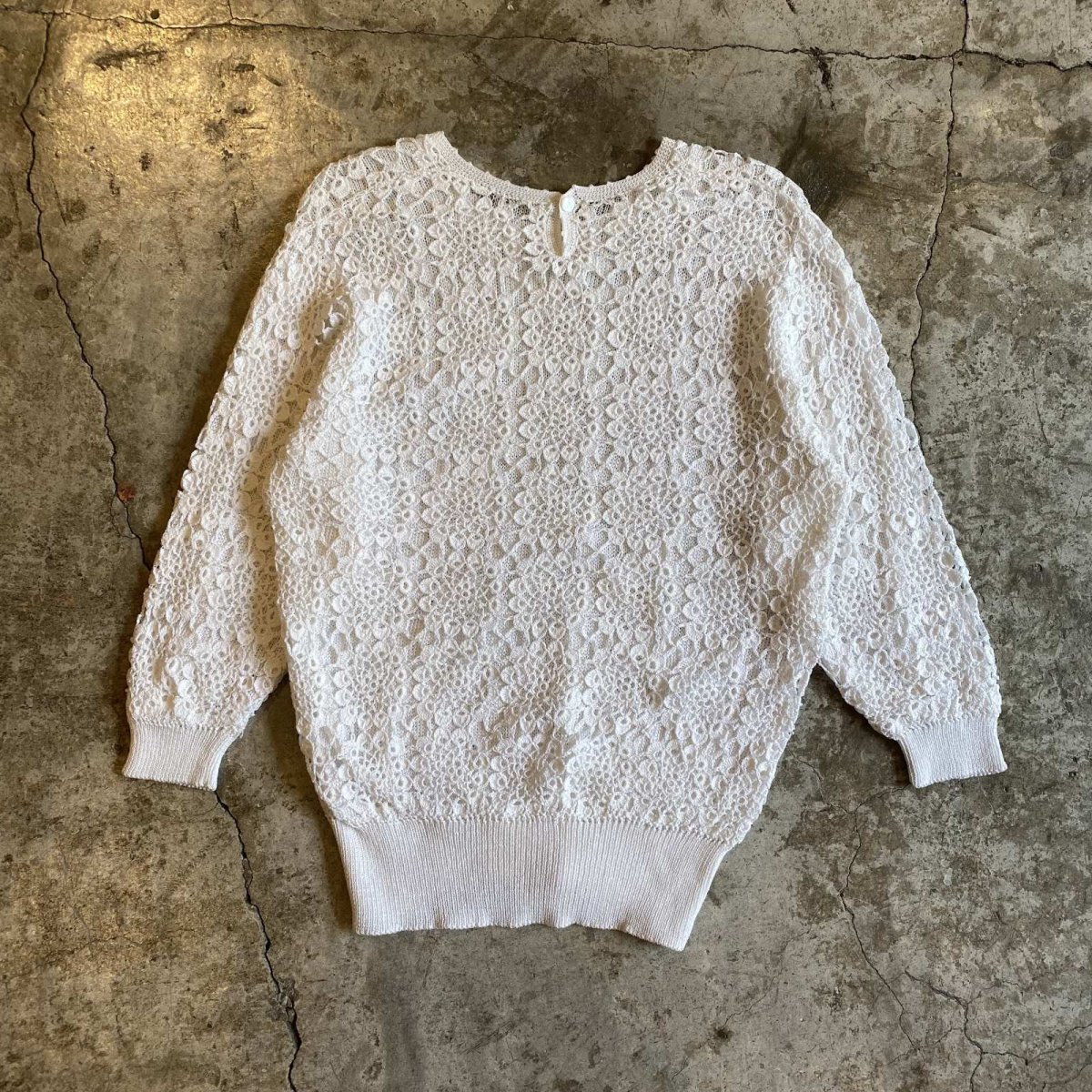 画像2: WHITE COLOR CROCHET DESIGN KNIT L/S TOPS / Ladies M (2)