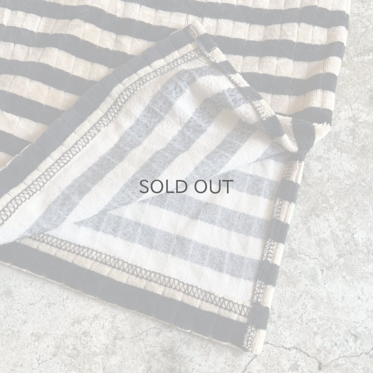 画像5: ALL OVER BORDER PATTERN HALF ZIP DESIGN VELVET L/S TOPS /  Ladies XL(1) (5)