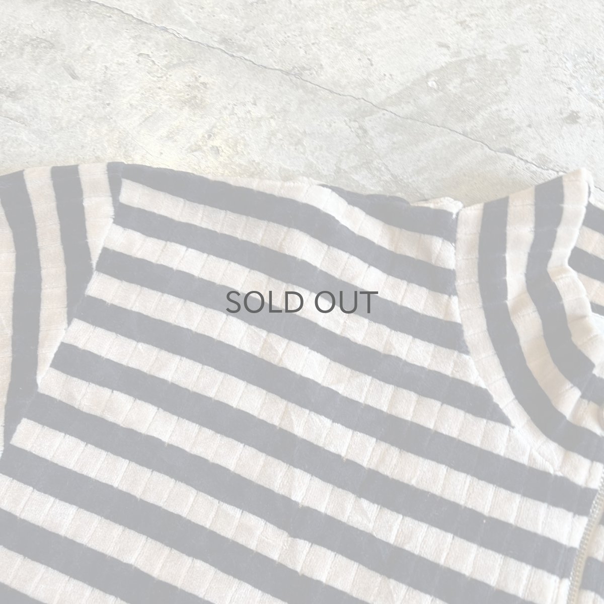 画像9: ALL OVER BORDER PATTERN HALF ZIP DESIGN VELVET L/S TOPS /  Ladies XL(1) (9)