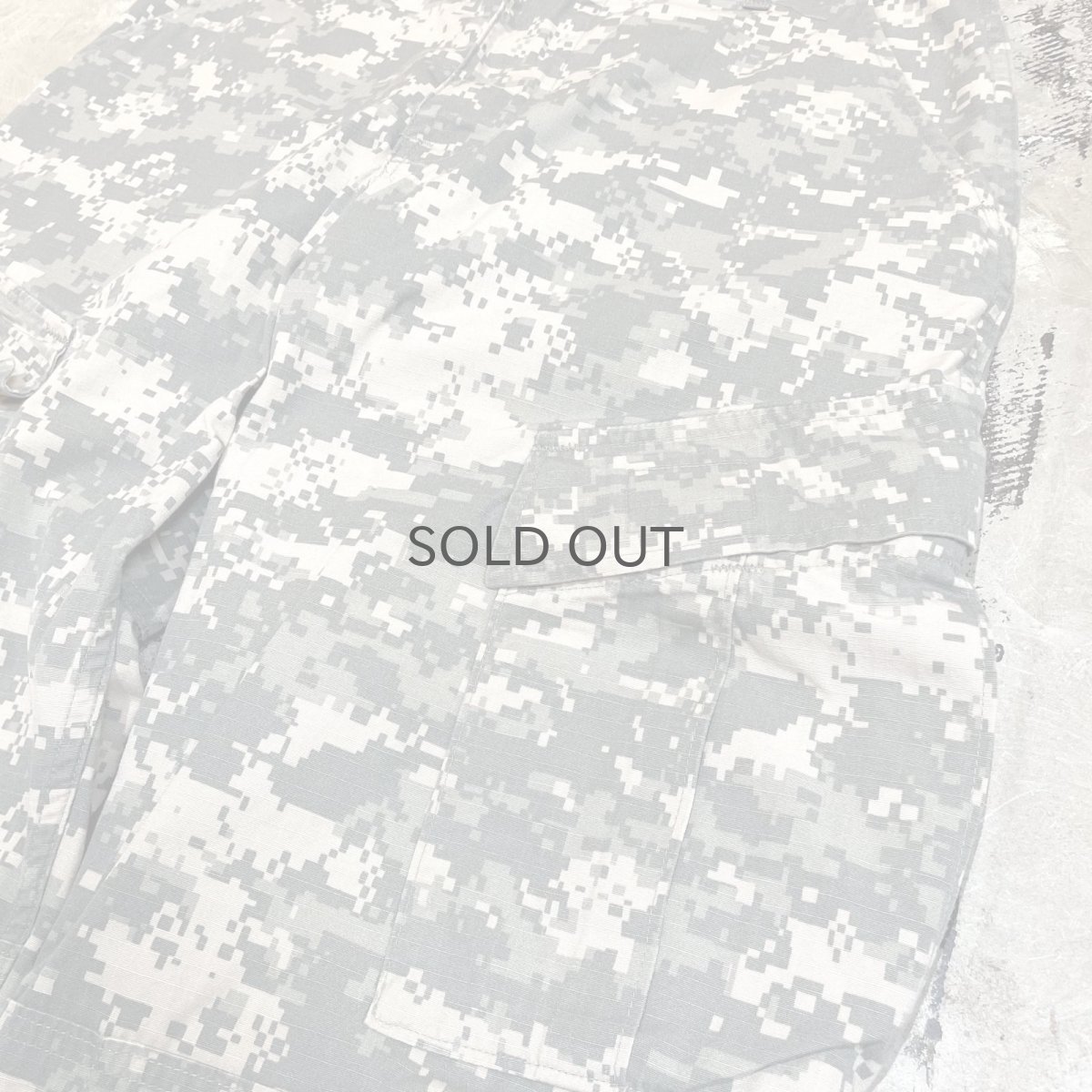 画像4: ALL OVER DIGITAL CAMOUFLAGE PATTERN CARGO PANTS / W31 (4)