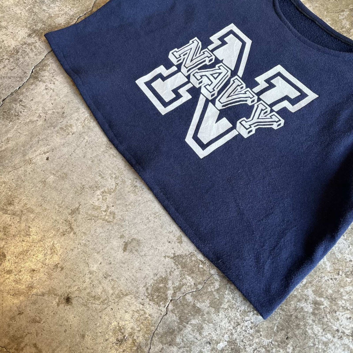 画像4: FRONT "NAVY" LOGO PRINTED SHORT DESIGN L/S SWEAT / Ladies M (4)