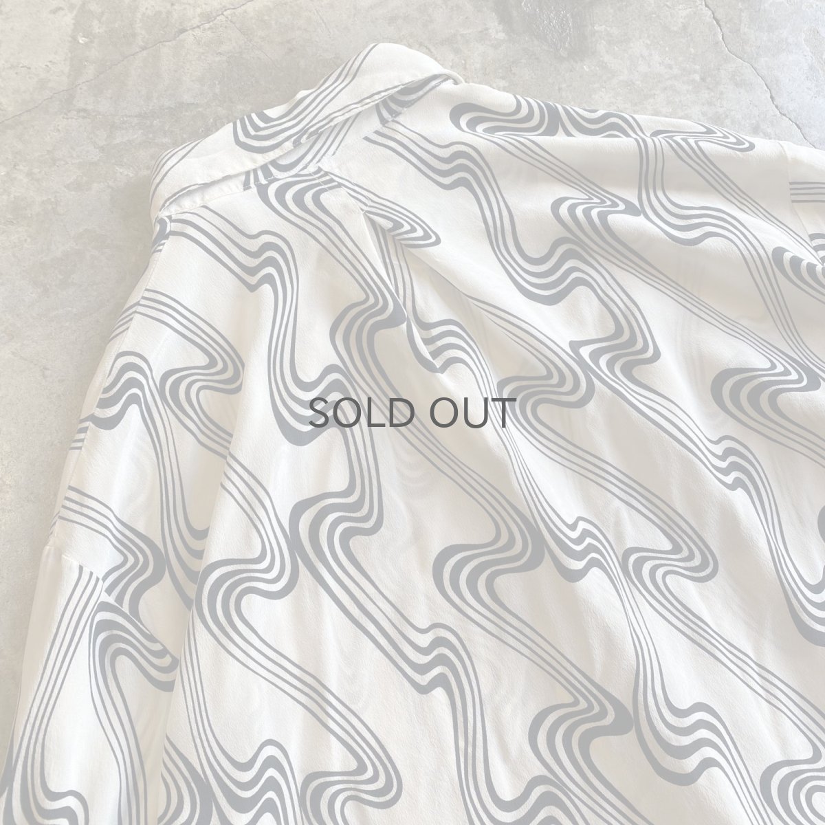 画像9: MONOCHROME COLOR ALL OVER PATTERN SILK SHIRT / Ladies XL(L) (9)