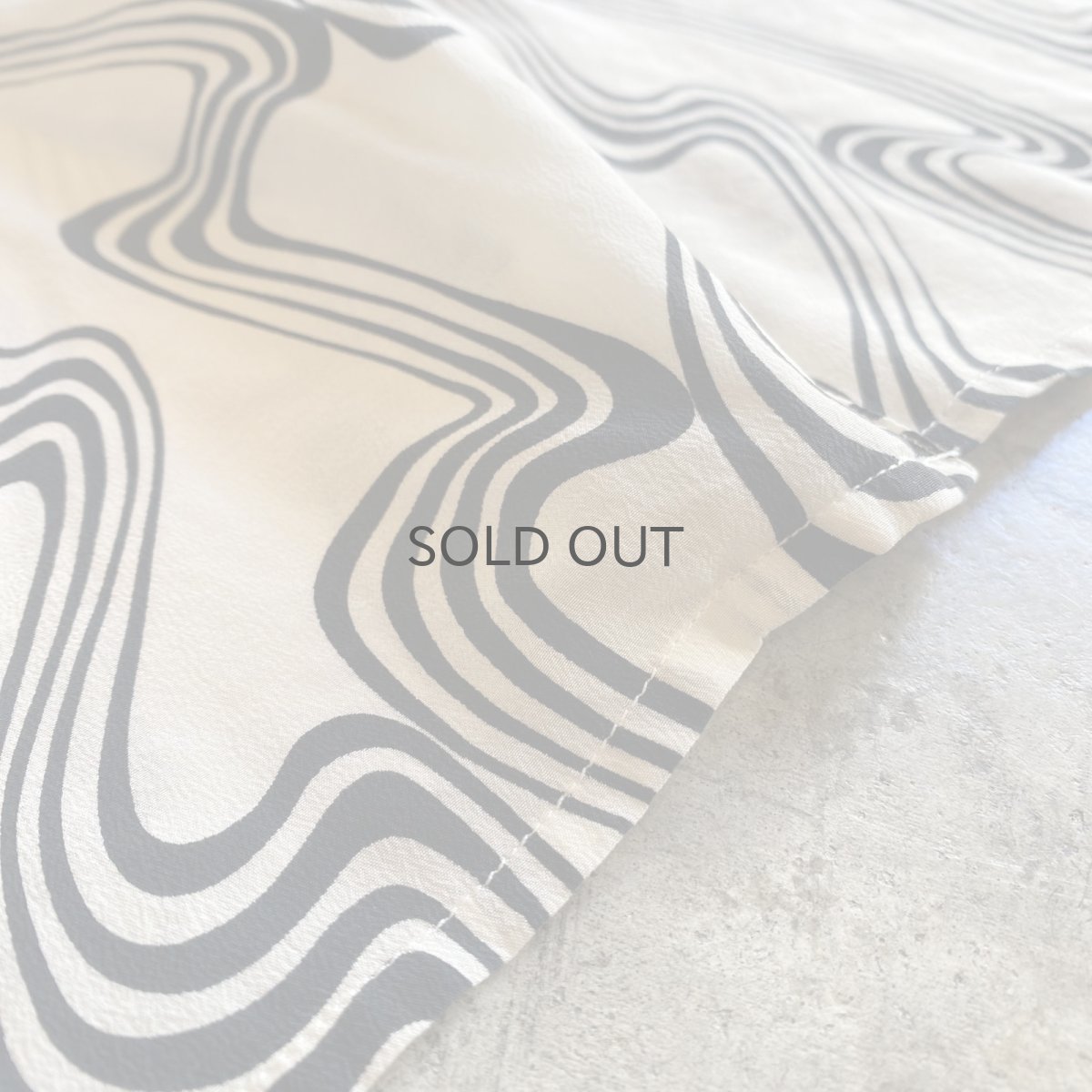 画像10: MONOCHROME COLOR ALL OVER PATTERN SILK SHIRT / Ladies XL(L) (10)