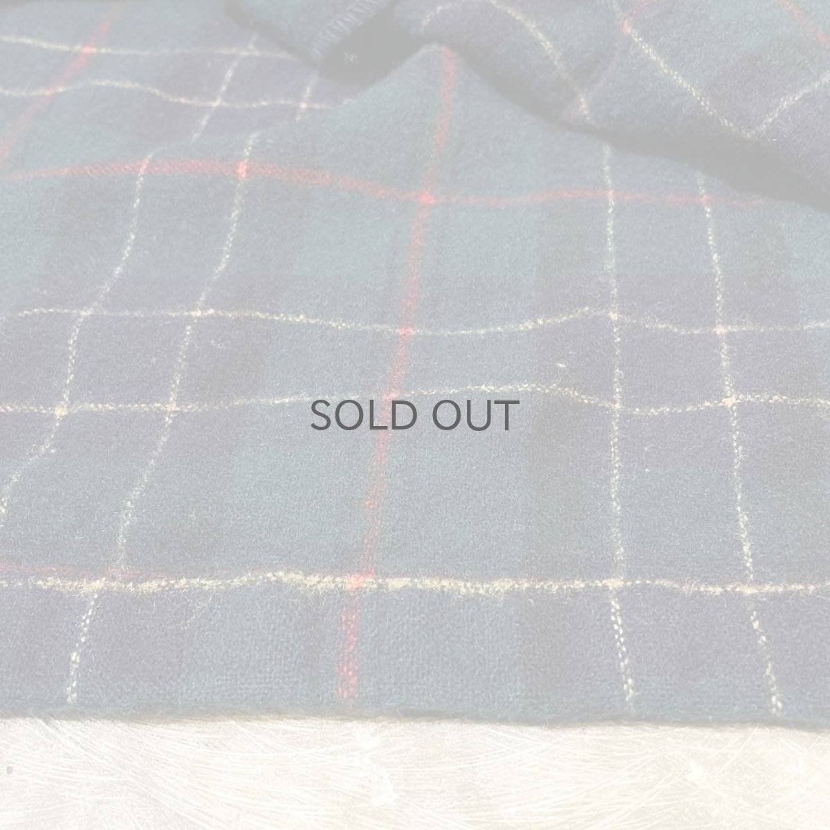 画像8: 70's【PENDLETON】STUDS DECORATIVE CHECK PATTERN WOOL SHIRT / Mens L / MADE IN USA (8)