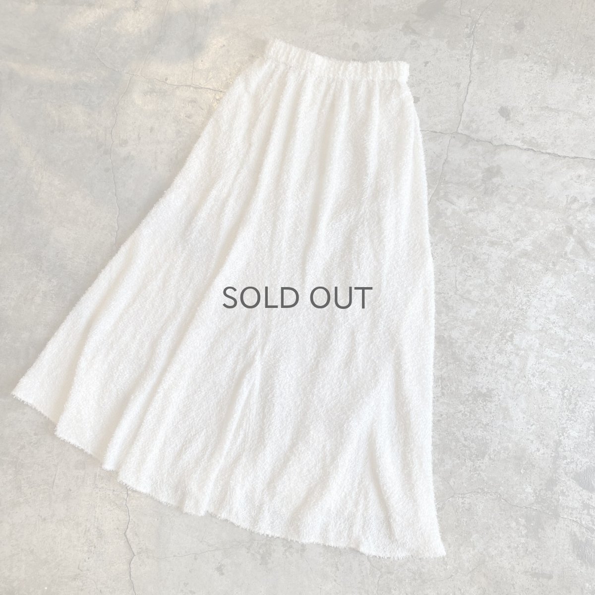 画像4: WHITE COLOR POINT SHORT FRINGE DESIGN FLARE LONG SKIRT / W24~W31 (4)
