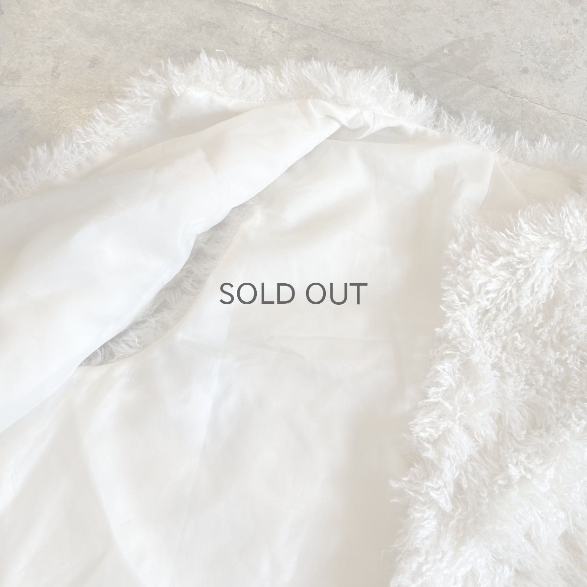 画像9: WHITE COLOR FAUX FUR DESIGN VEST / Ladies M (9)