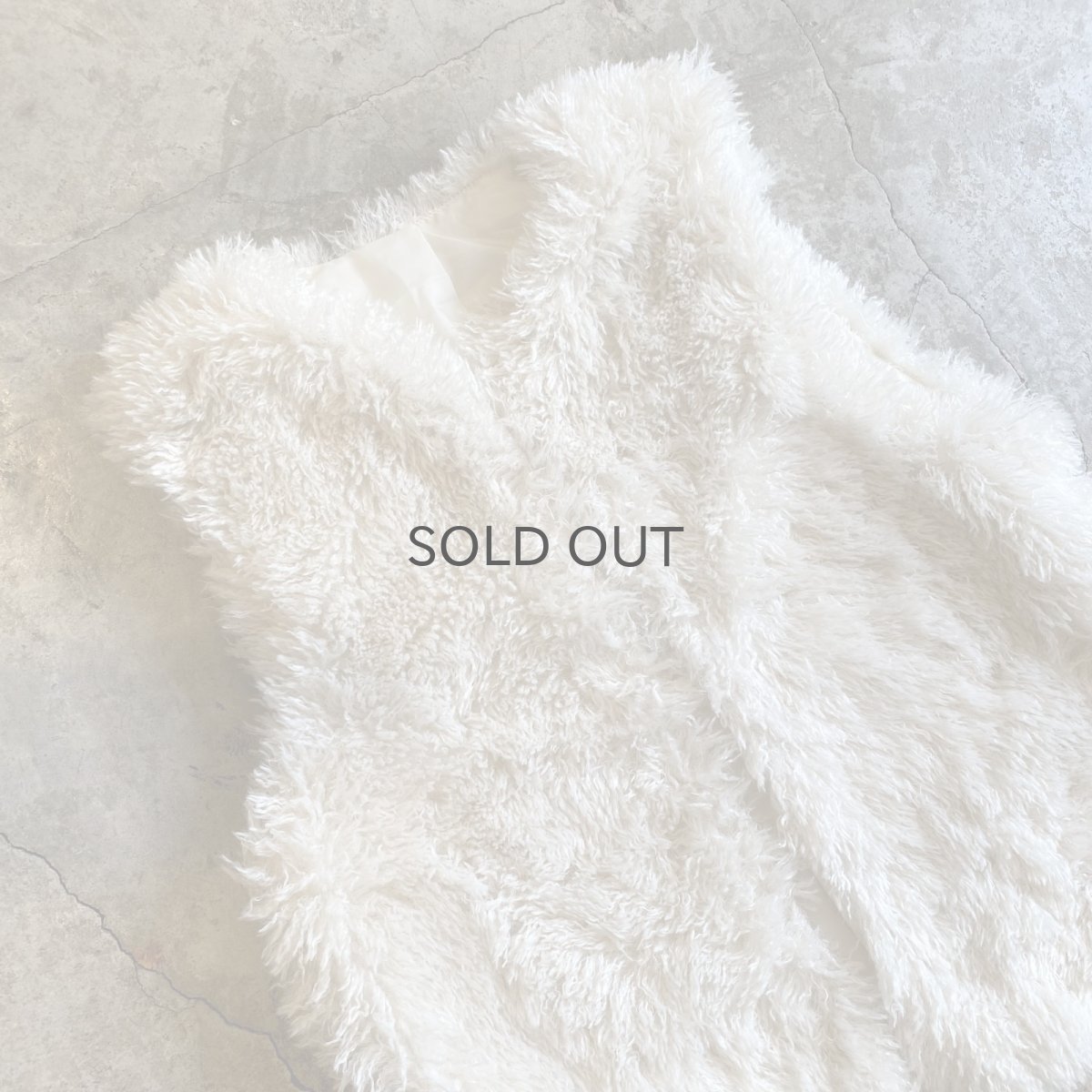 画像3: WHITE COLOR FAUX FUR DESIGN VEST / Ladies M (3)