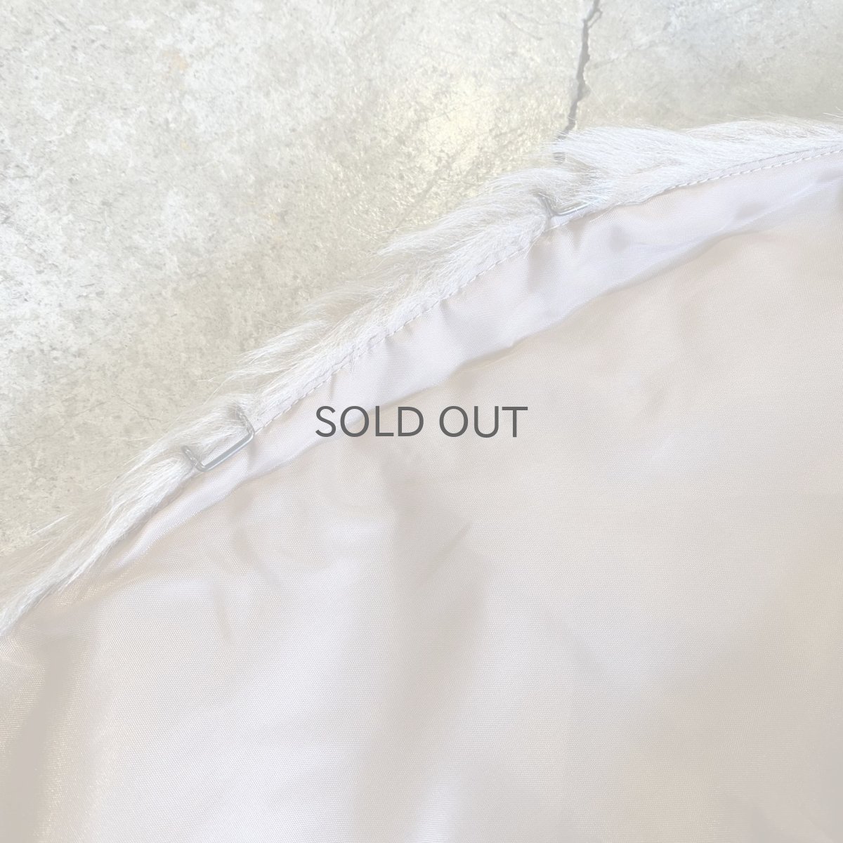 画像8: BEIGE COLOR FAUX FUR DESIGN VEST / Ladies M (8)