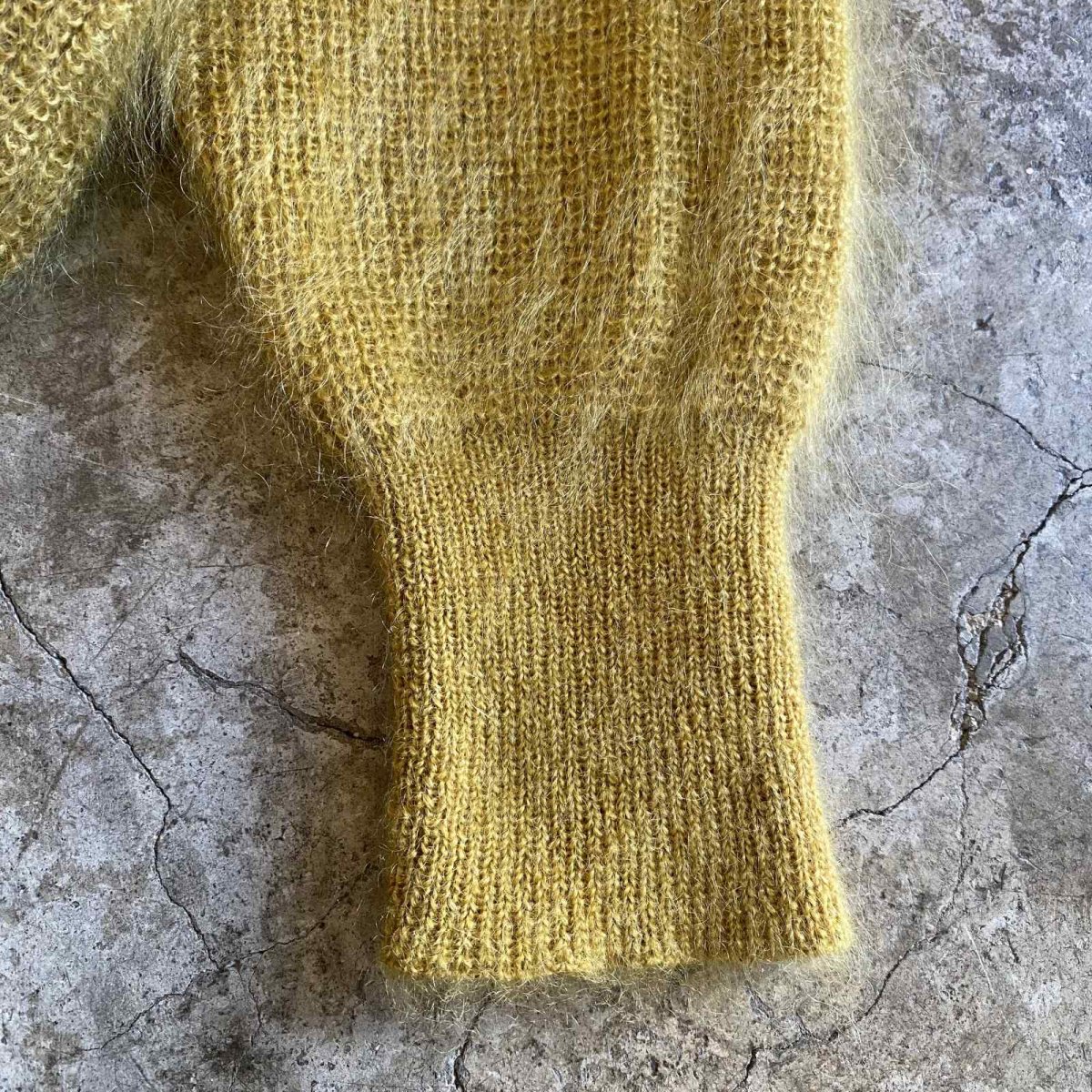 画像8: COLOR MOHAIR V NECK DESIGN KNIT SWEATER / Ladies M (8)