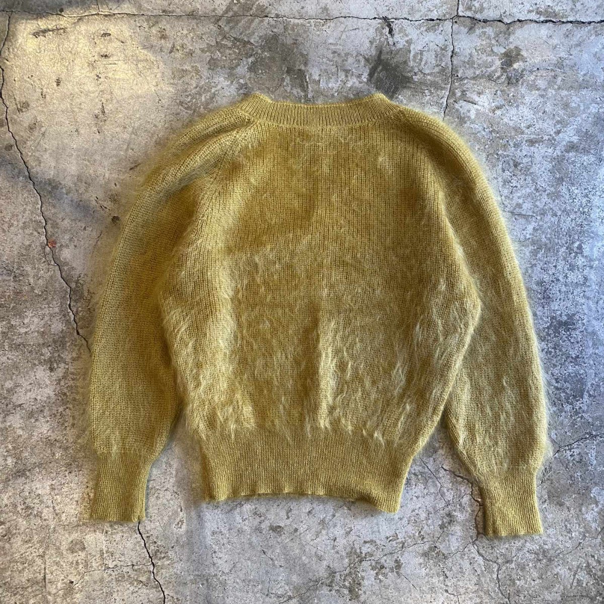 画像2: COLOR MOHAIR V NECK DESIGN KNIT SWEATER / Ladies M (2)