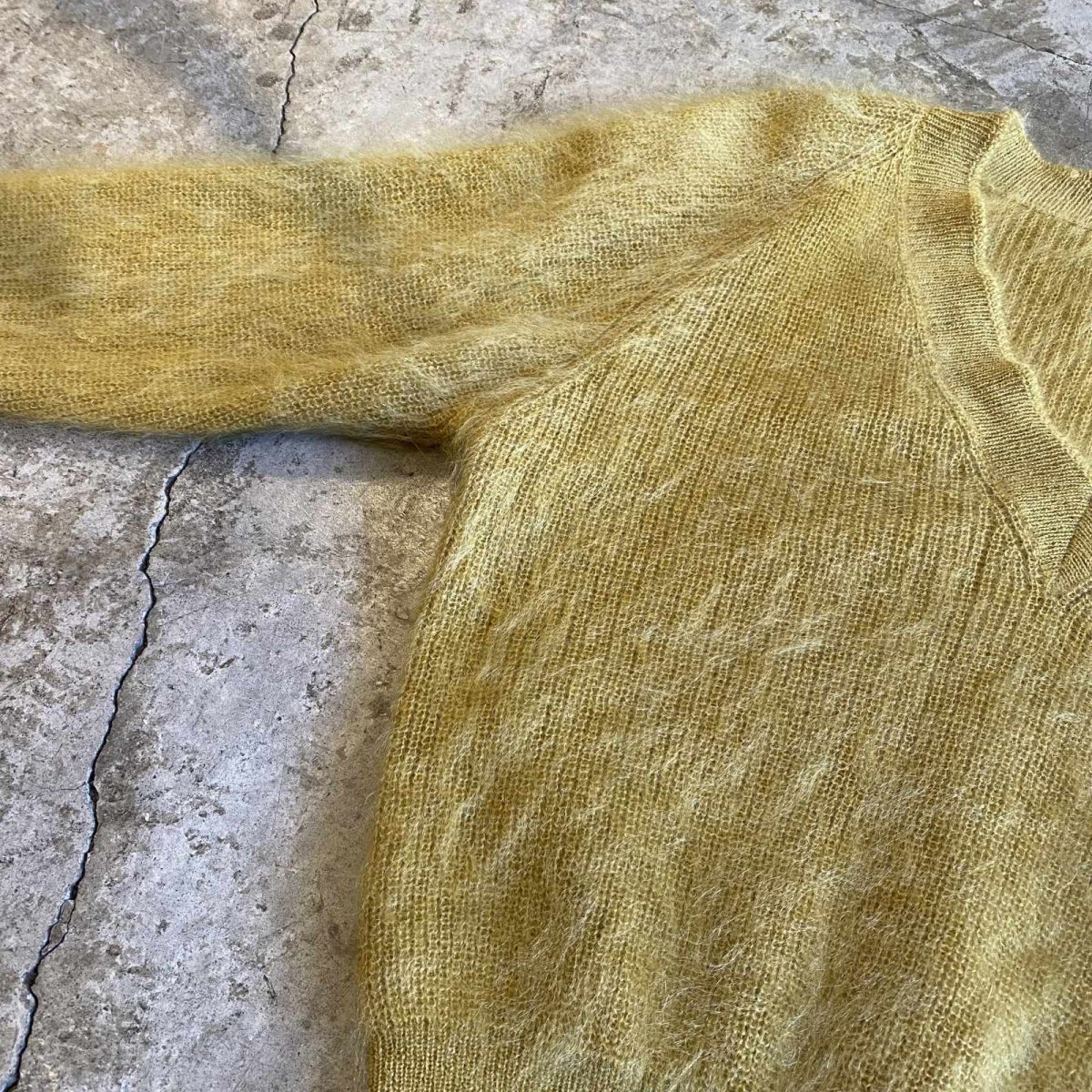 画像6: COLOR MOHAIR V NECK DESIGN KNIT SWEATER / Ladies M (6)