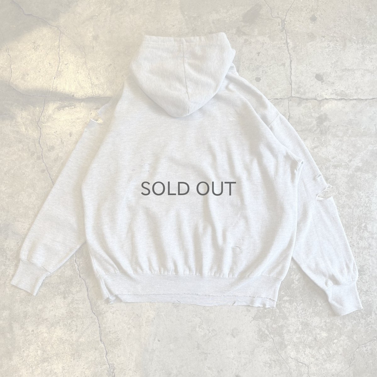 画像2: "NEW YORK" LOGO PATCH EMBROIDERY CRASH DAMAGE DESIGN SWEAT HOODIE / Ladies L(M)  (2)