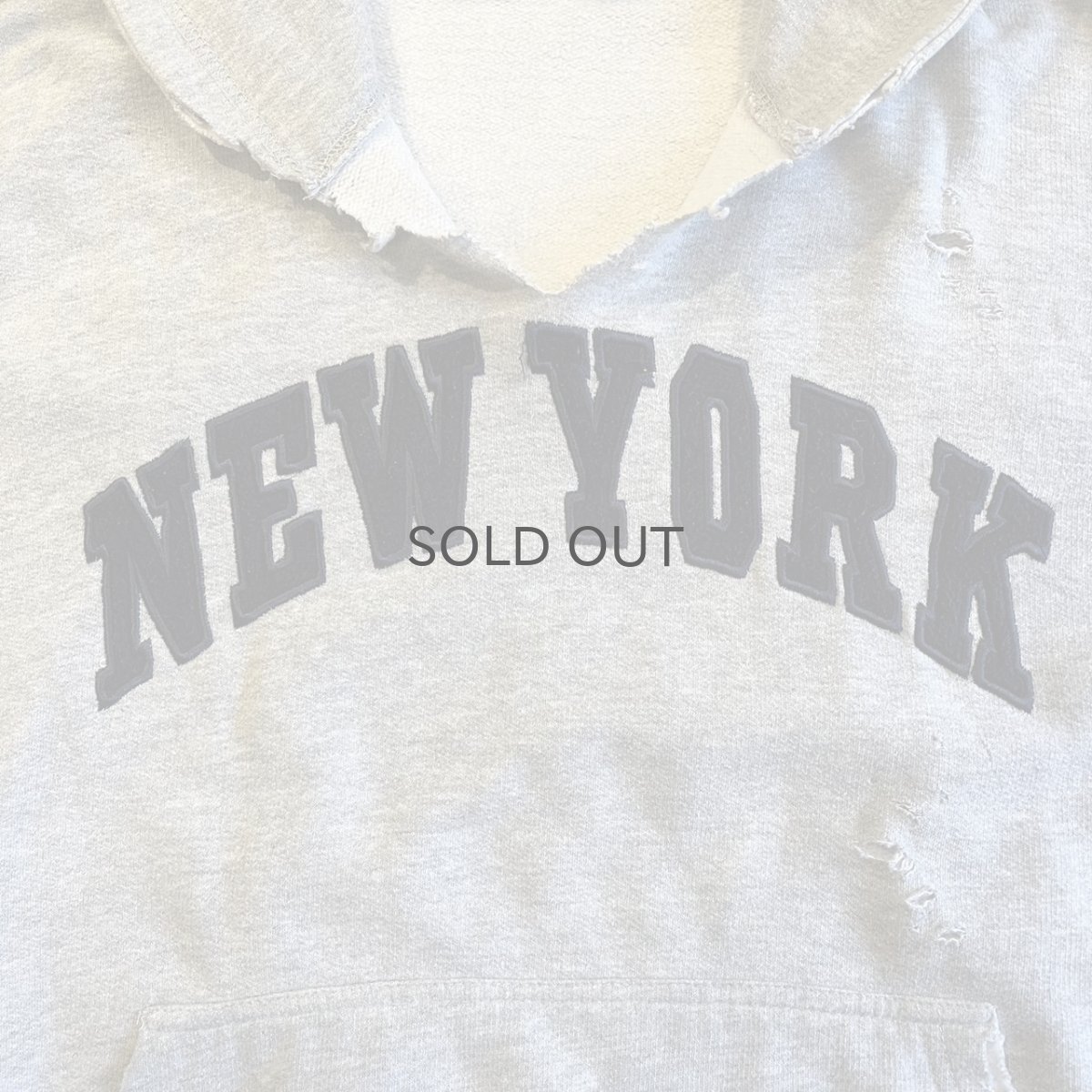 画像4: "NEW YORK" LOGO PATCH EMBROIDERY CRASH DAMAGE DESIGN SWEAT HOODIE / Ladies L(M)  (4)