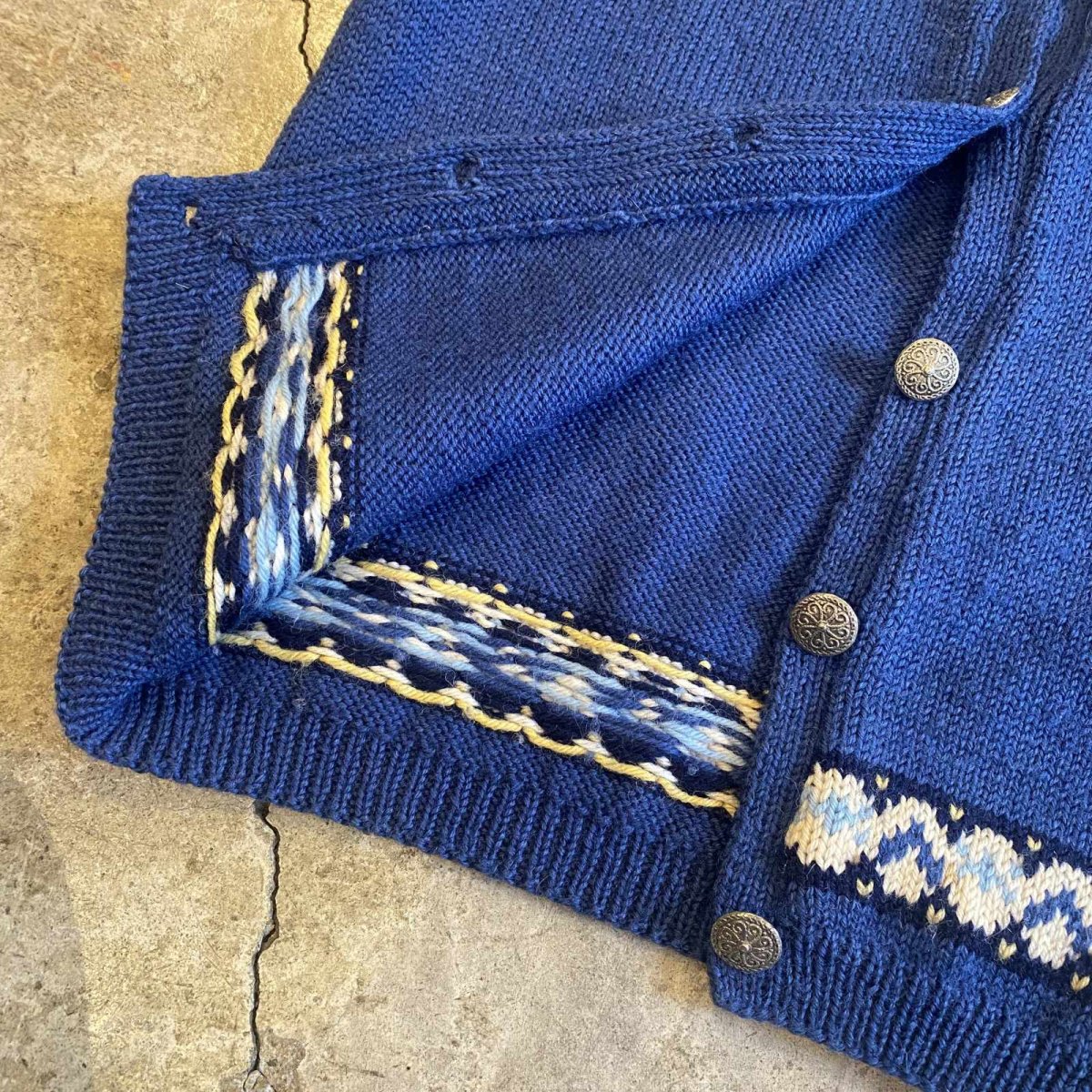 画像9: NORDIC PATTERN DESIGN HAND KNIT CARDIGAN / Ladies M (9)