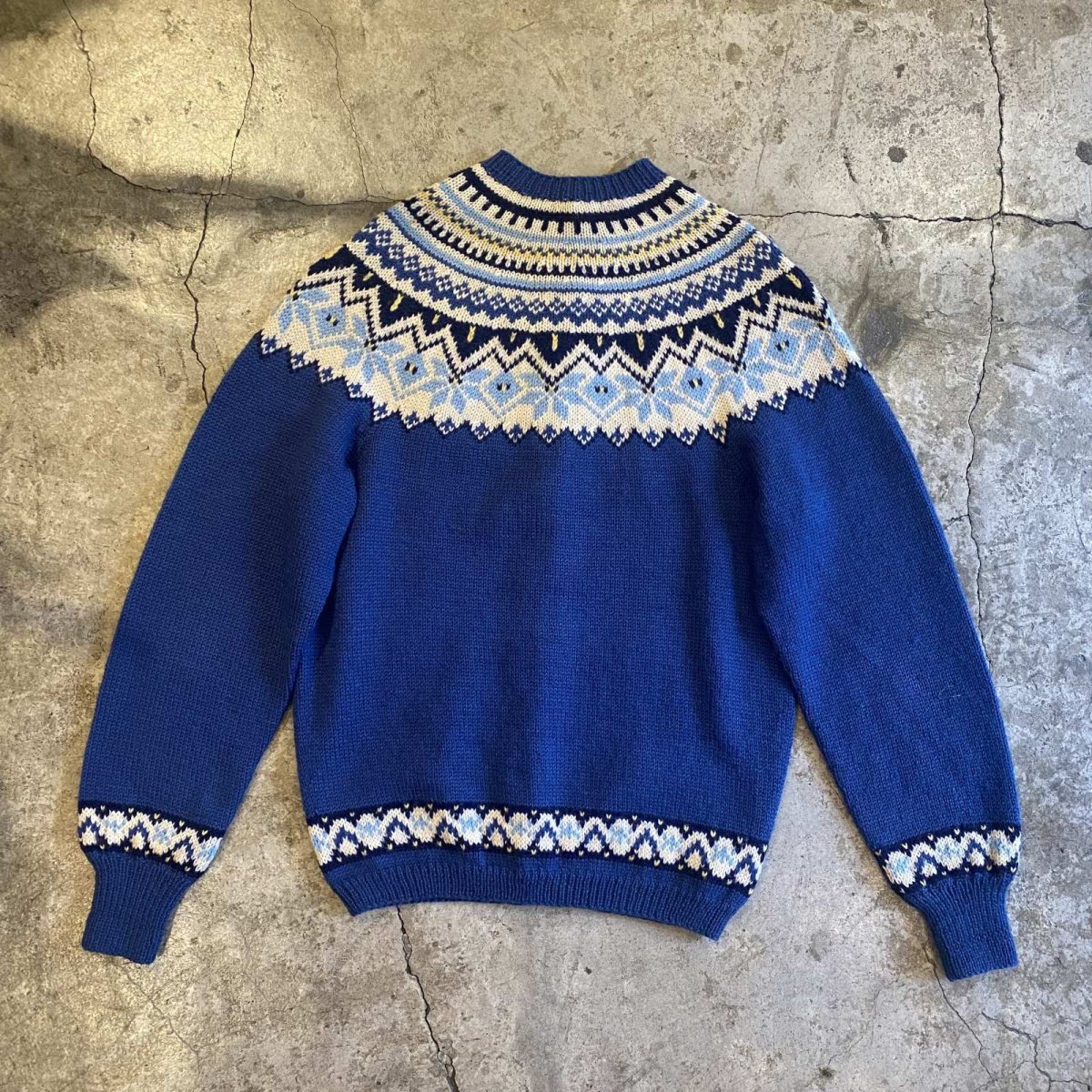 画像2: NORDIC PATTERN DESIGN HAND KNIT CARDIGAN / Ladies M (2)