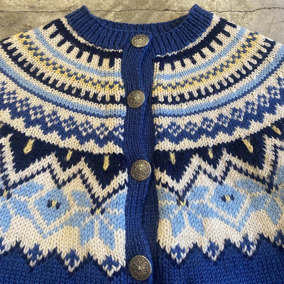 画像4: NORDIC PATTERN DESIGN HAND KNIT CARDIGAN / Ladies M (4)