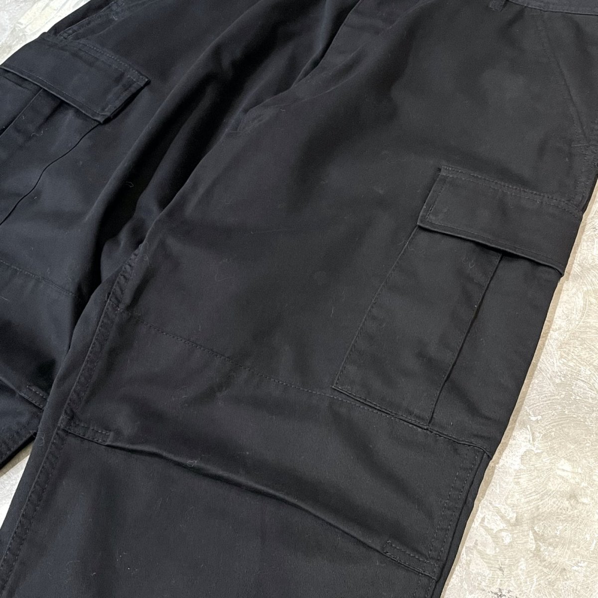 画像4: BLACK COLOR STRAIGHT SILHOUETTE CARGO PANTS / W34 (4)