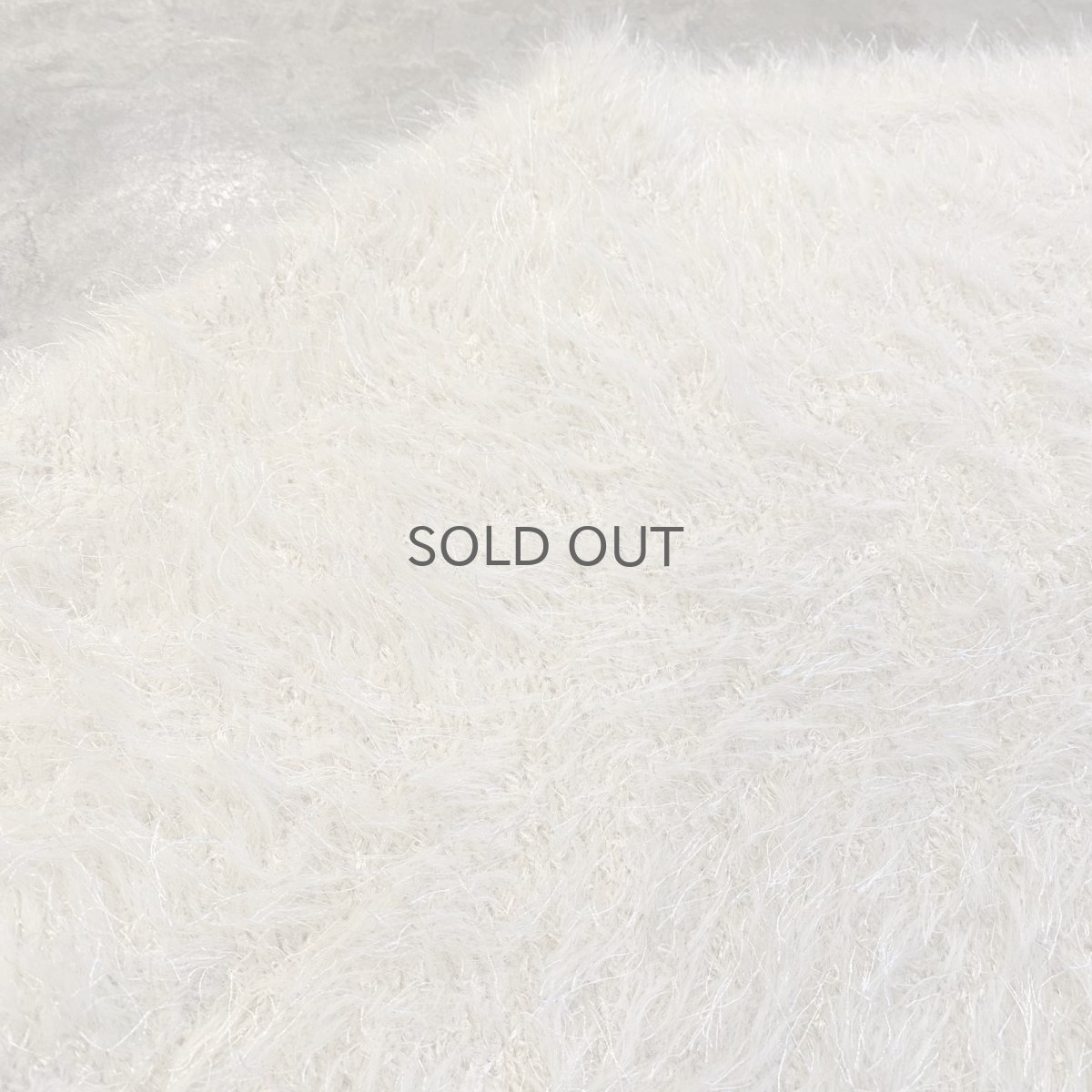 画像9: WHITE COLOR SHAGGY SHORT DESIGN KNIT TOPS / Ladies M (9)