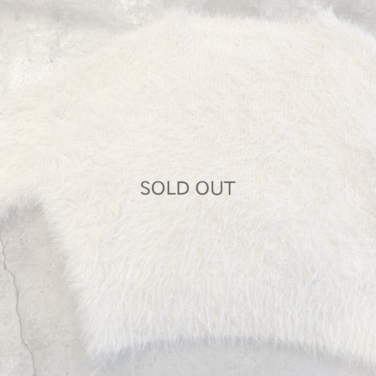 画像5: WHITE COLOR SHAGGY SHORT DESIGN KNIT TOPS / Ladies M (5)