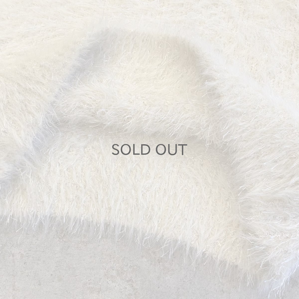 画像8: WHITE COLOR SHAGGY SHORT DESIGN KNIT TOPS / Ladies M (8)