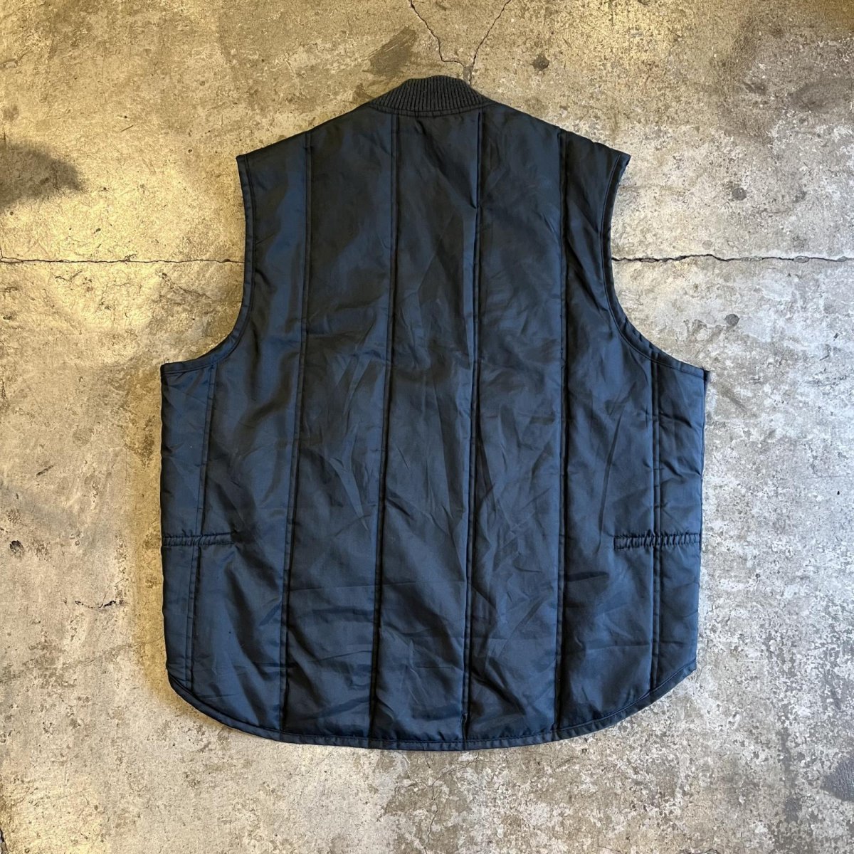 画像2: NAVY COLOR BIG DOUBLE POCKET DESIGN NYLON ZIP UP VEST / Ladies L  (2)