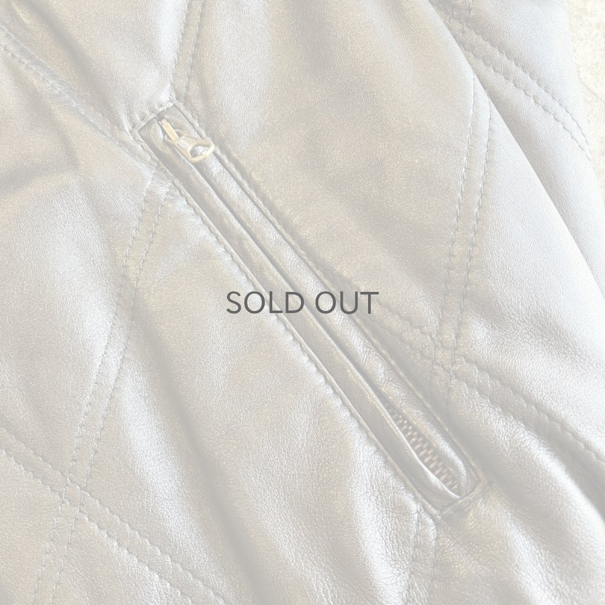 画像9: STITCH PATTERN REAL LEATHER ZIP UP VEST / Ladies L(50) / MADE IN ITALY (9)