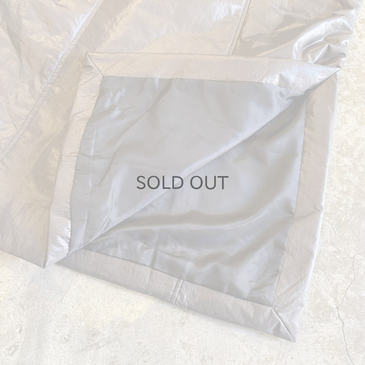 画像8: SIDE SLIT METALLIC QUILTING SKIRT / W22~W30 (8)