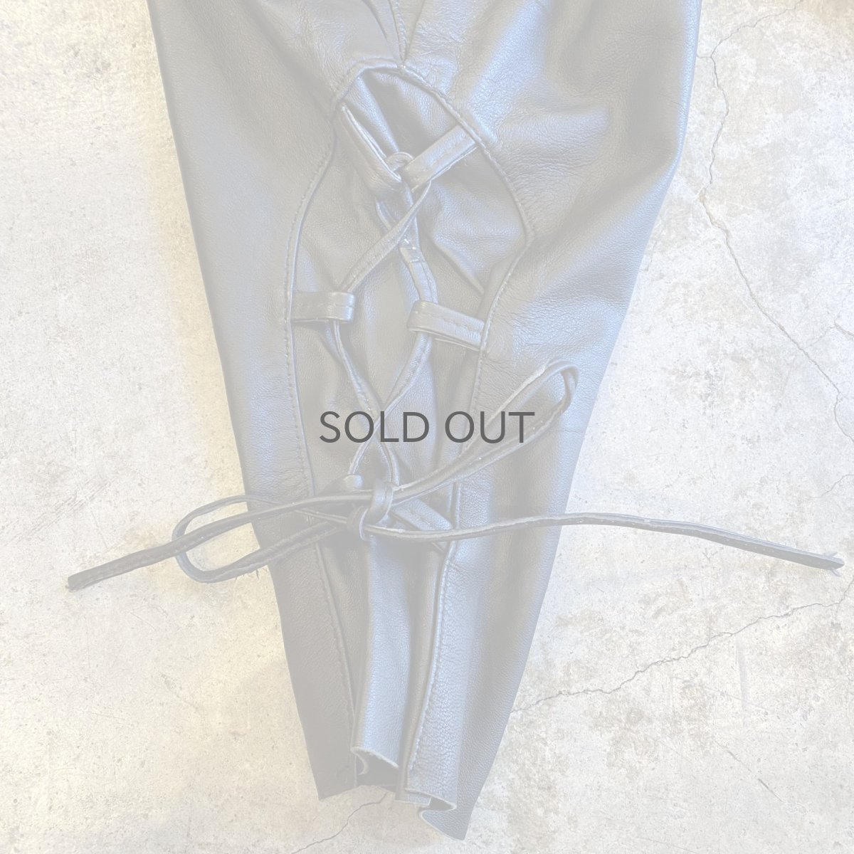 画像11: 80's LEATHER BLACK COLOR SIDE LACE UP WAIST DESIGN PANTS / W25~W28 (11)