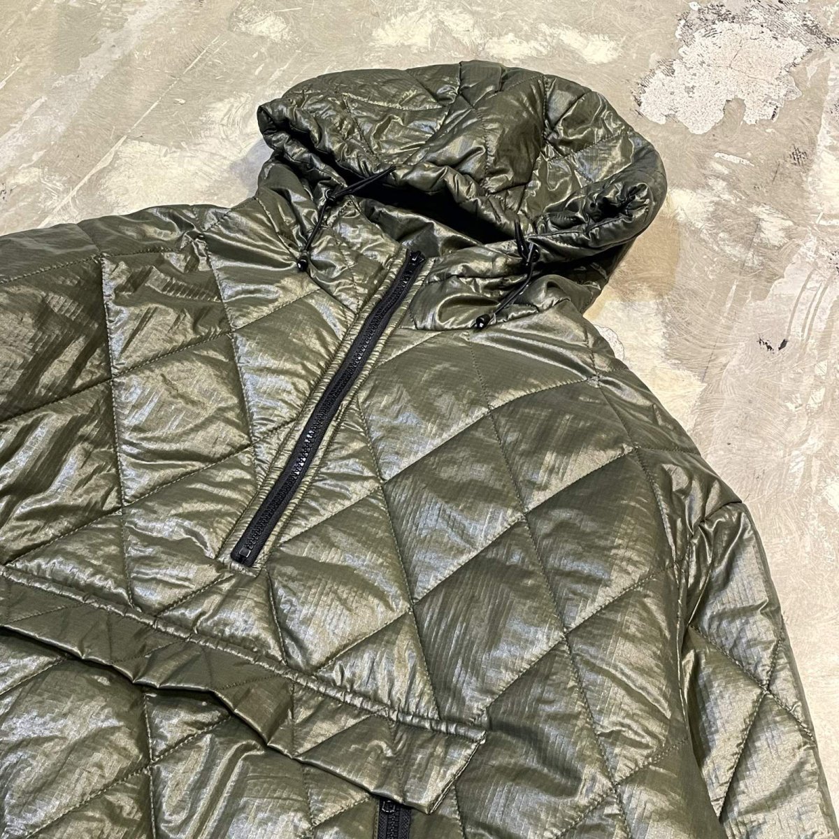 画像4: 【WONDERGROUND】NYLON QUILTING ANORAK PARKA / GREEN / OS (4)