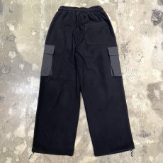 画像2: 【WONDERGROUND】FLEECE×NYLON CARGO STYLE WIDE PANTS / OS (2)