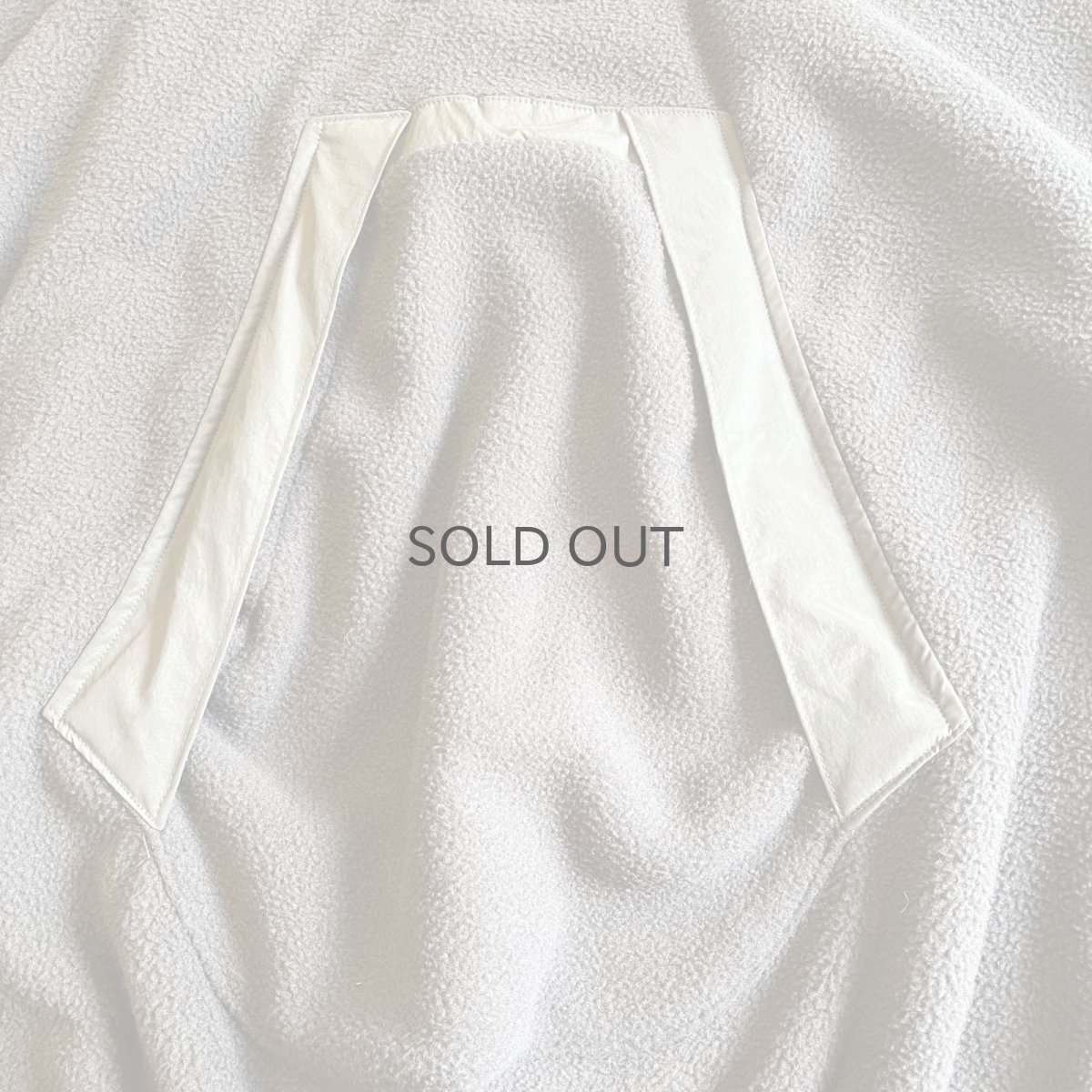 画像12: 【WONDERGROUND】NYLON ELBOW PATCH FLEECE SHORT ZIP ANORAK HOODIE / BLACK / OS (12)