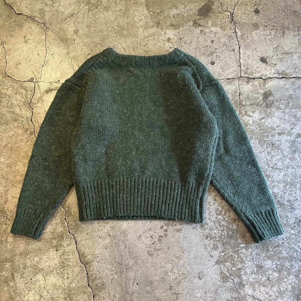 画像2: OLD FRONT POINT LOGO DESIGN COLOR LETTERED KNIT SWEATER / Ladies M (2)